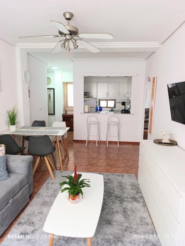 7a3b8785-a42e-43cd-8dc6-d25226fb6faa